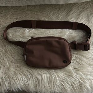 Lululemon Everywhere Belt Bag